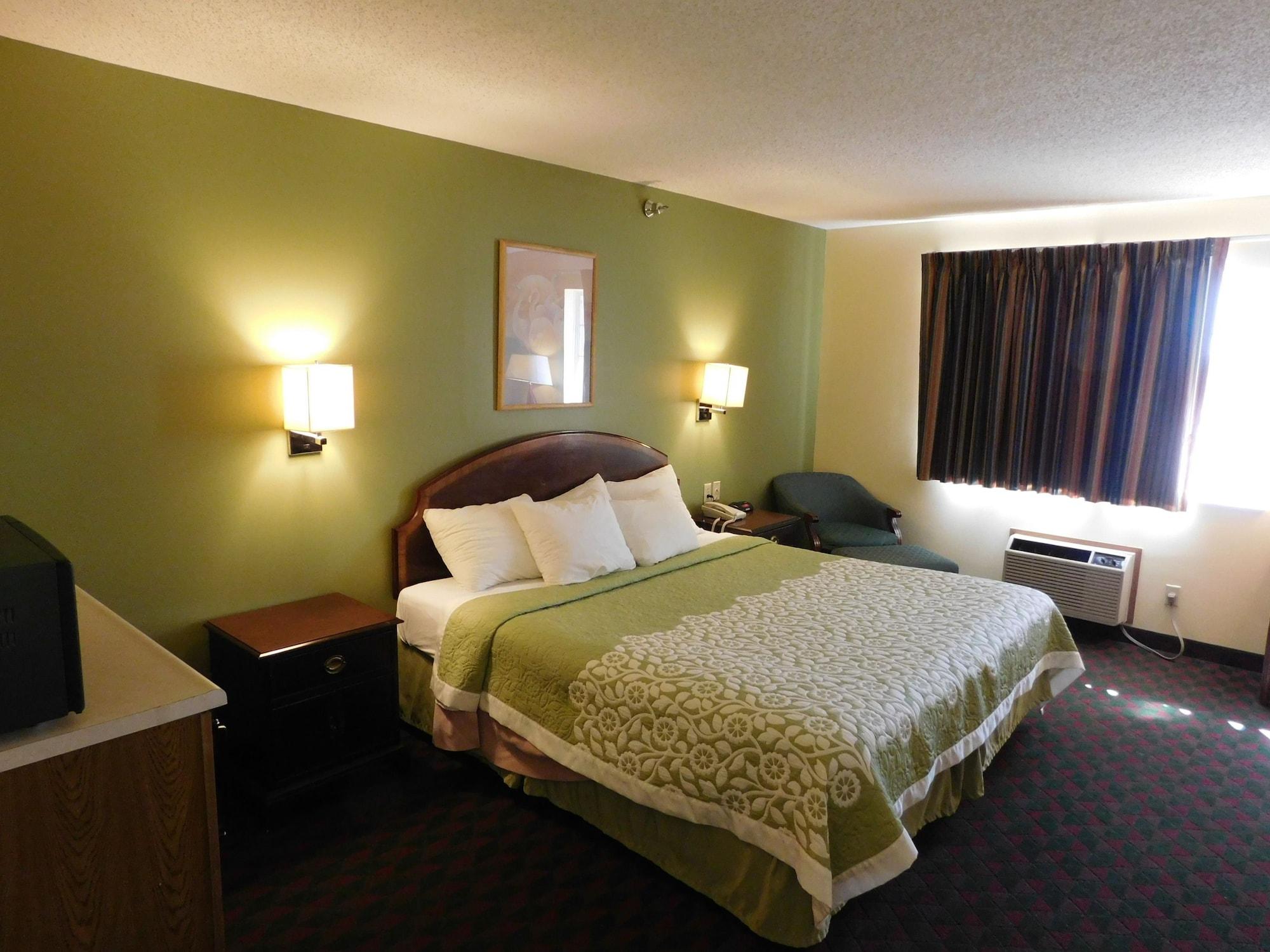 Days Inn By Wyndham Lexington Ne Bagian luar foto
